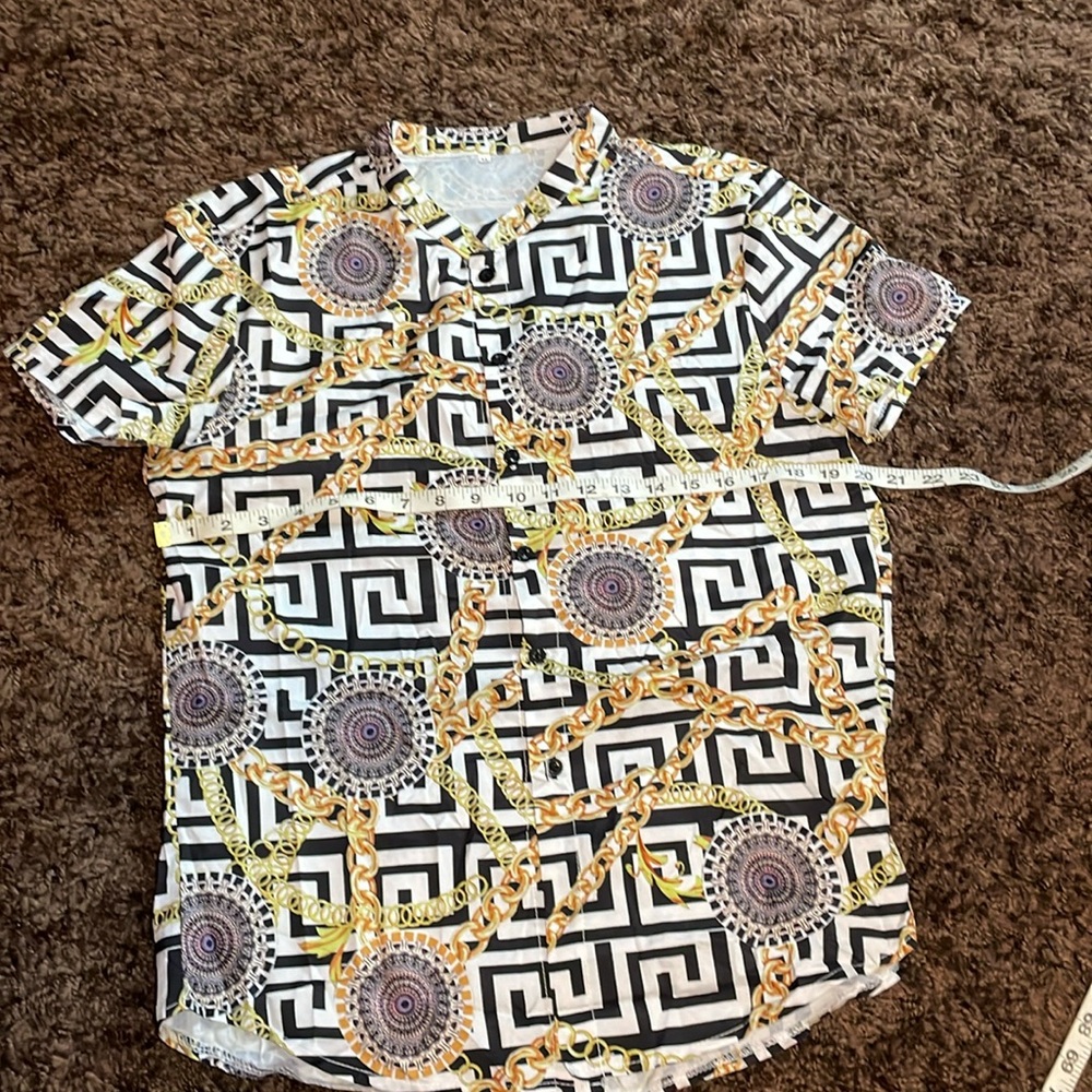 Regular T-shirt, size medium, but fits like small